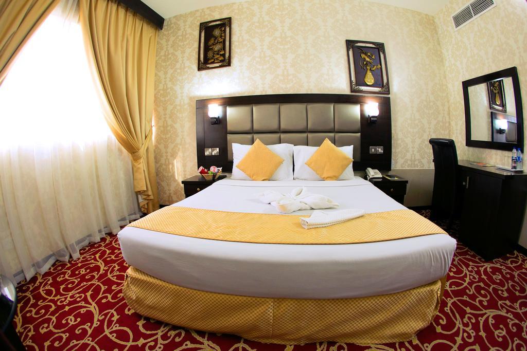 Rafee Hotel Дубай Екстериор снимка