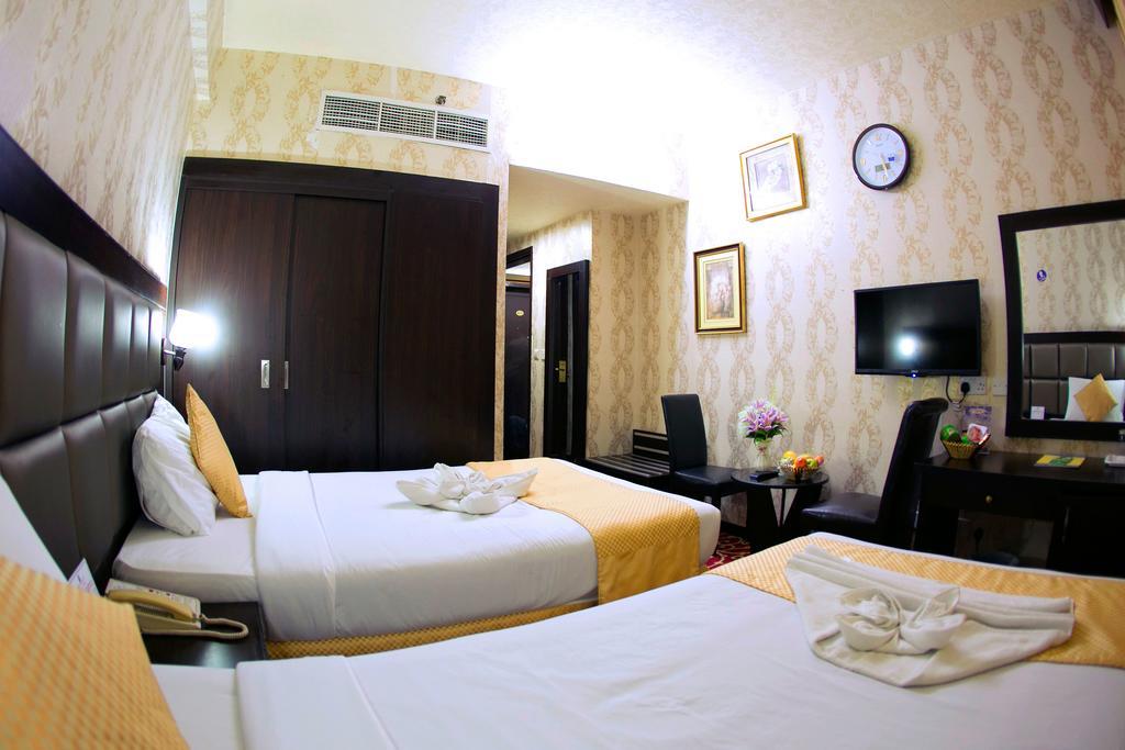 Rafee Hotel Дубай Екстериор снимка