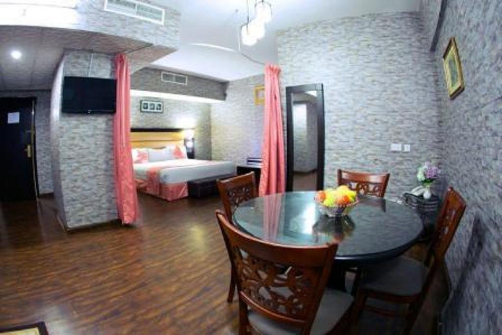 Rafee Hotel Дубай Екстериор снимка
