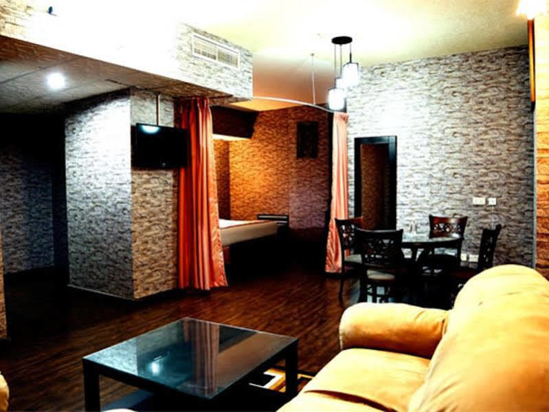 Rafee Hotel Дубай Екстериор снимка