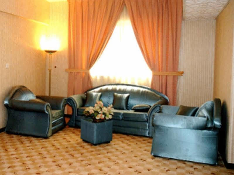 Rafee Hotel Дубай Екстериор снимка