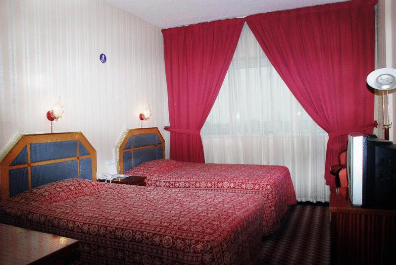 Rafee Hotel Дубай Екстериор снимка